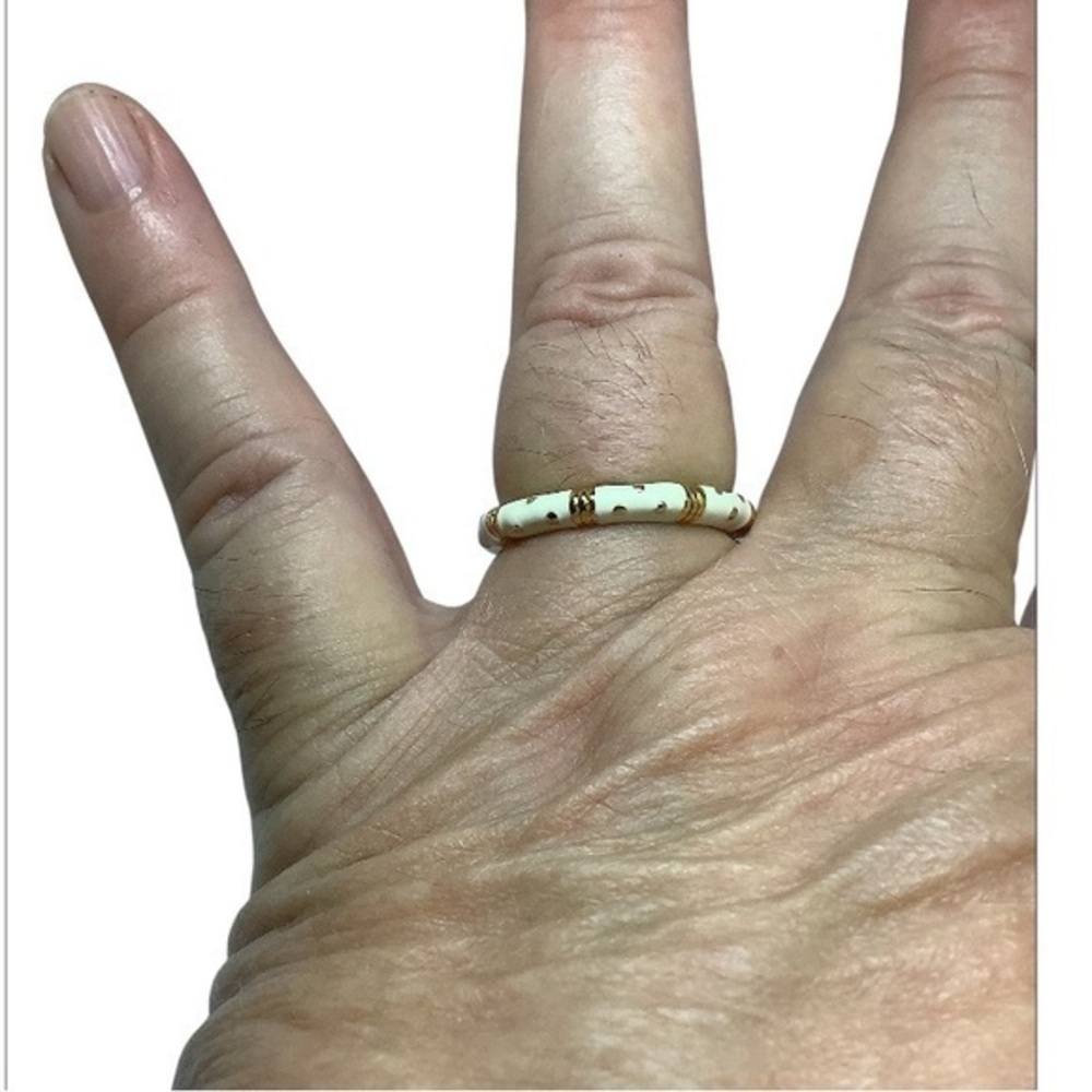Gold tone white enamel unisex band ring Size 10